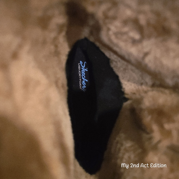 Skechers Chestnut Tan Faux Fur Lined Winter Boots Button Detail Size 10 - Picture 10 of 10